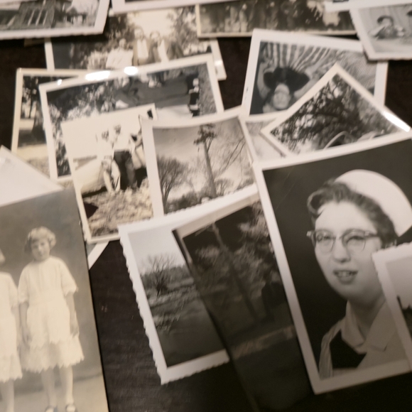 Vintage Black and White Photo Collection - Picture 6 of 16